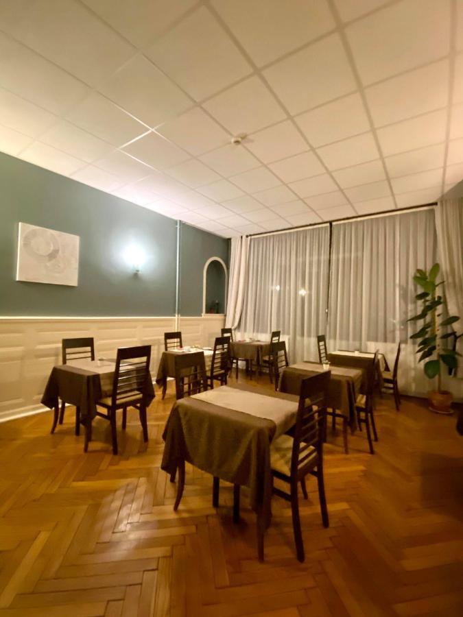Authentic By Balladins, Hotel Le Carre D'Aix Aix-les-Bains Exterior photo